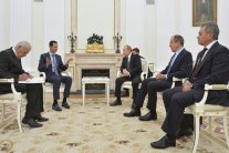 بوتين يطلع قادة الإقليم على محادثاته مع بشّار