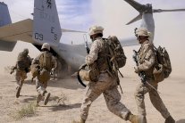 إنزال جوي أميركي يحرر 70 عراقيا لا أكراد بينهم