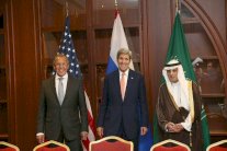 اجتماع سعودي أميركي روسي تركي في فيينا 