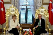 اردوغان يستقبل ميركل في قصر السلاطين (يلدز)