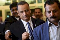 الحكومة اليمنية تدعو لتطبيق قرارات الامم المتحدة