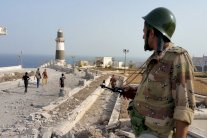 مقتل 22 مدنيا على الاقل في تعز باليمن اثر سقوط صواريخ