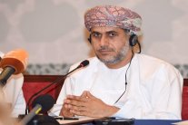 الشباب يسيطرون على مقاعد الشورى العماني