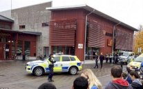 الاعتداءات تتواصل على مساكن اللاجئين الموقتة بالسويد