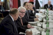 كيري عن مصير الأسد: