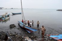 ثمانية قتلى في اعصار تشابالا في اليمن