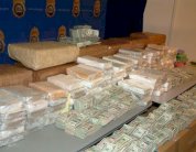 ايران تعتقل العشرات من مهرّبي المخدرات