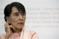 سو تشي: سأترأس الحكومة وسأكون فوق الرئيس