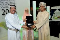 افتتاح المعرض السنوي لجمعية الفنون التشكيلية في عُمان