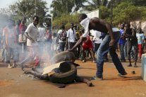 زعيم حرب يمارس سلطة مطلقة بإحدى مناطق أفريقيا الوسطى