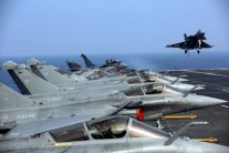 غارات فرنسية كثيفة على معقل داعش في الرقة