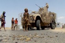 القوات الموالية لهادي تبدأ عملية عسكرية لتحرير تعز