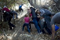 وزير خارجية بولندا: لتشكيل جيش من اللاجئين السوريين