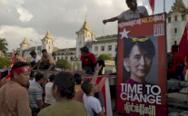 الحزب الحاكم في بورما يبدأ الاعتراف بهزيمته