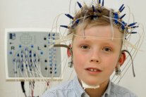 العلماء يستمعون إلى موسيقى تدندن في الدماغ!