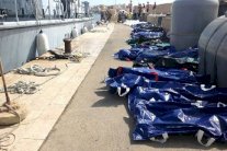 تحديد هويات لاجئين قضوا في المتوسط تحدٍّ يواجه خبراء 