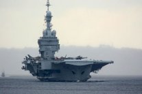 حاملة الطائرات الفرنسية جاهزة للتحرك ضد داعش في سوريا