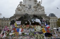 نص يدين الإرهاب يوزع في مساجد فرنسية