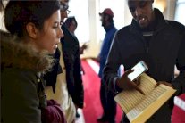 مسلمو بريطانيا دفنوا رؤوسهم في الرمل بشأن التطرف