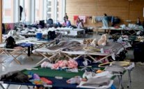 نقص مساكن السويد يُجبر مهاجرين على النوم في العراء