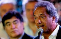 سيولي يعترف بهزيمته أمام ماكري في انتخابات الأرجنتين