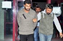 تركيا تعتقل 3 أحدهم مشتبه بهجمات باريس