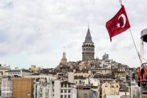 بوتين يوصي مواطنيه: تجنّبوا زيارة تركيا