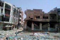 التحالف العربي يواصل قصف مخازن أسلحة الحوثيين