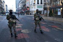 بروكسل تعيد فتح المدارس وتشغيل المترو تدريجيًا