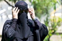 حظر النقاب في إقليم تيتشينو السويسري