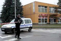 رئيس تشيكيا يحذر من تسلل ارهابيين بين المهاجرين