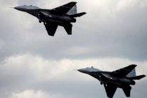 أنقرة: لم نعلِّق ضرباتنا الجوية في سوريا