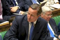 كاميرون يطلب دعم البرلمان للتدخل في سوريا