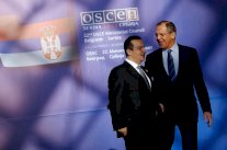 تركيا تقدم تعازيها الى روسيا في مقتل الطيار