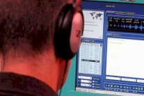 واشنطن توقف جمع بيانات هواتف مواطنيها