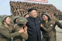 زعيم كوريا الشمالية يركب سيارة مضادة للقذائف