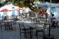 تونسيون: صابرون على الطوارئ لكنّ للخسائر حدودًا