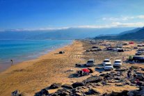 عمانيون يشنون حملة في 