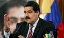 رئيس فنزويلا يطلب استقالة حكومته بعد هزيمتها في الانتخابات