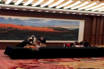 توقيع اتفاقية لإنتاج النفط بين الصين والإمارات