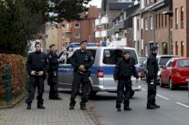 فرنسا: 354 إقامة جبرية و2500 عملية تفتيش منذ إعلان الطوارئ