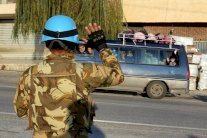 مفوض اللاجئين يدعو لمساعدة الدول المجاورة لسوريا