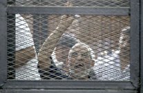 الحكم على مرشد الاخوان في مصر بالسجن عشر سنوات