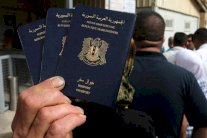 ألمانيا تطارد حملة جوازات سورية مزورة
