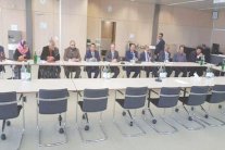 اليمن: تعليق جنيف 2 لأسبوعين وانتكاسات عسكرية للحوثي