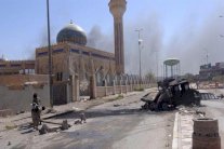 مكافحة الارهاب تستعد لاقتحام مجمّع الحكومة وسط الرمادي