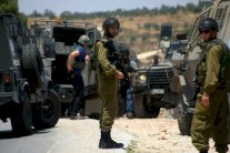 الشاباك يحاول إدانة قتلة عائلة الدوابشة