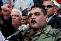 مقتل سمير القنطار بغارة إسرائيلية قرب دمشق