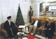 خامنئي يزور عائلات مسيحية لمناسبة عيد الميلاد