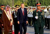 السعودية وتركيا تعلنان مجلس تعاون استراتيجي